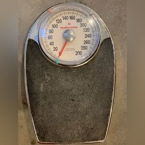 Vintage Health-O-Meter Analog Bathroom Scale